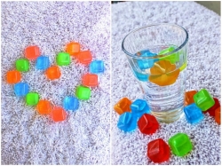 Plastic Reusable Ice Cube